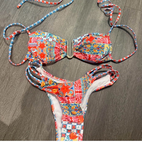 Colorful Bikini Set - Picture 2 of 6